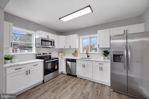 308 Maryland Ave NE, Glen Burnie, MD 21060