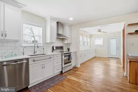 1614 Bentley Rd, Edgewater, MD 21037 photo 17