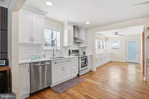 1614 Bentley Rd, Edgewater, MD 21037 photo 10