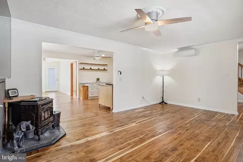 1614 Bentley Rd, Edgewater, MD 21037 photo 7