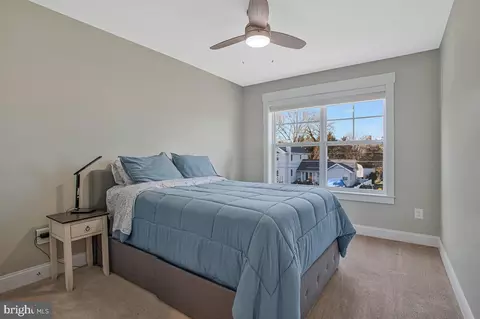 Bedroom - 3729 Beach Drive Blvd, Edgewater, MD 21037 photo 2 of 3