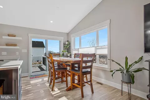 Dining - 3729 Beach Drive Blvd, Edgewater, MD 21037 photo 1 of 1