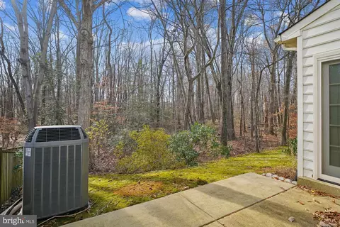 Exterior - 328 Colony Point Pl, Edgewater, MD 21037 photo 9 of 15
