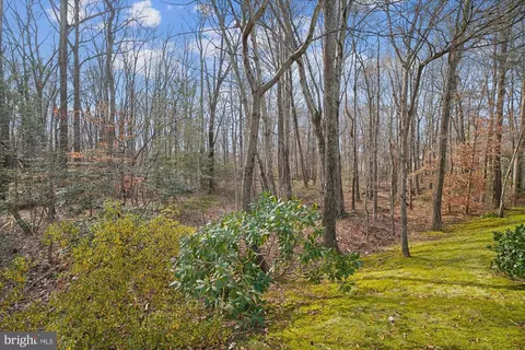 Exterior - 328 Colony Point Pl, Edgewater, MD 21037 photo 10 of 15
