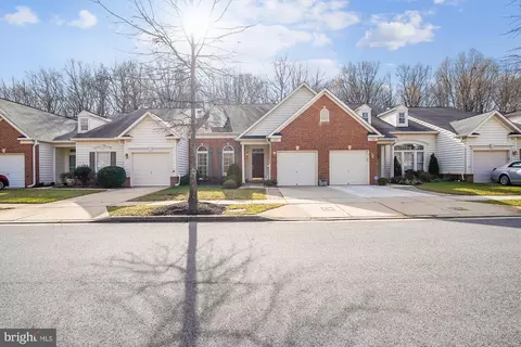 Exterior - 328 Colony Point Pl, Edgewater, MD 21037 photo 5 of 15