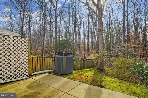 Exterior - 328 Colony Point Pl, Edgewater, MD 21037 photo 8 of 15