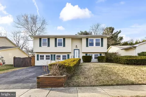 7810 Citadel Dr, Severn, MD 21144