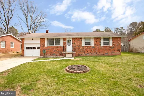 7037 Dover Ave, North Beach, MD 20714