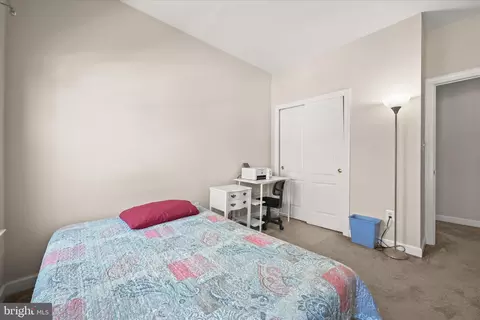 Bedroom - 2311 Abby Rd, Edgewater, MD 21037 photo 6 of 6