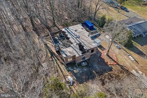 1451 Shady Rest Rd, Shady Side, MD 20764