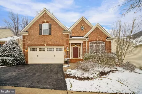 309 Grindstone Dr, Arnold, MD 21012