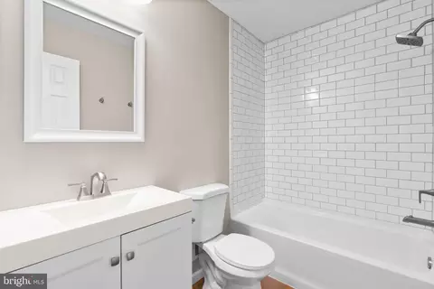 Bath - 1705 Hart Ct, Crofton, MD 21114 photo 1 of 1