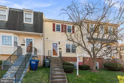 Exterior - 1705 Hart Ct, Crofton, MD 21114 photo 2 of 6