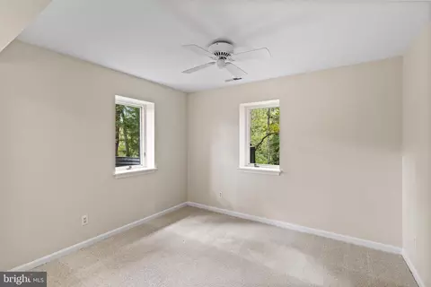 Bedroom - 105 Wallace Manor Rd, Edgewater, MD 21037 photo 3 of 4