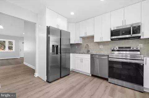 905 220th St, Pasadena, MD 21122 photo 19