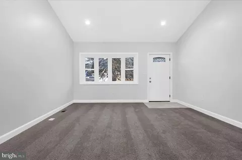905 220th St, Pasadena, MD 21122 photo 8