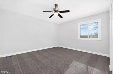 905 220th St, Pasadena, MD 21122 photo 17
