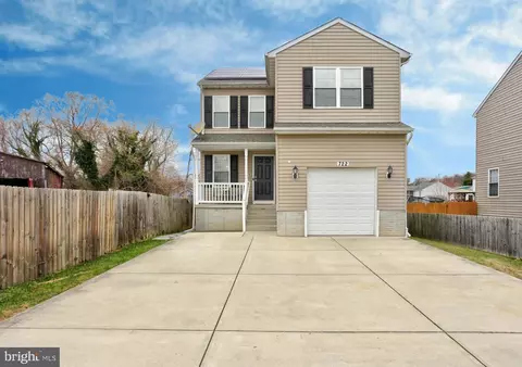 722 Wellham Ave, Glen Burnie, MD 21061