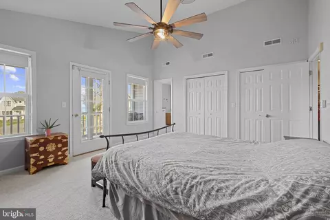 Bedroom - 4220 Kings Rd, Edgewater, MD 21037 photo 8 of 13