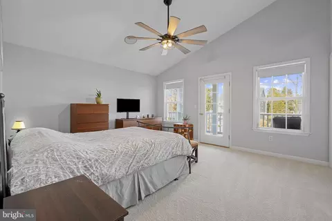 Bedroom - 4220 Kings Rd, Edgewater, MD 21037 photo 5 of 13