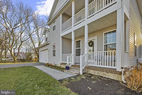 Exterior - 4220 Kings Rd, Edgewater, MD 21037 photo 2 of 7