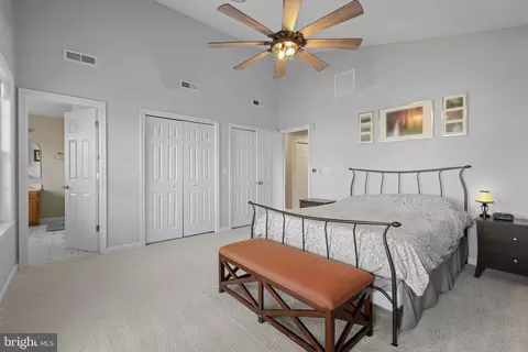 Bedroom - 4220 Kings Rd, Edgewater, MD 21037 photo 7 of 13