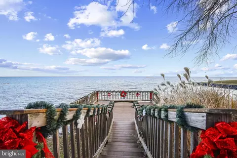 View/Area - 4220 Kings Rd, Edgewater, MD 21037 photo 13 of 14