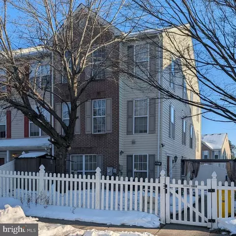 1806 Watch House Cir S, Severn, MD 21144