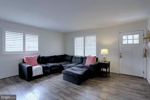 219 C St, Pasadena, MD 21122 photo 16