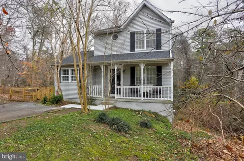 219 C St, Pasadena, MD 21122 photo 4