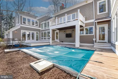 Exterior - 48 Poplar Point Rd, Edgewater, MD 21037 photo 1 of 8