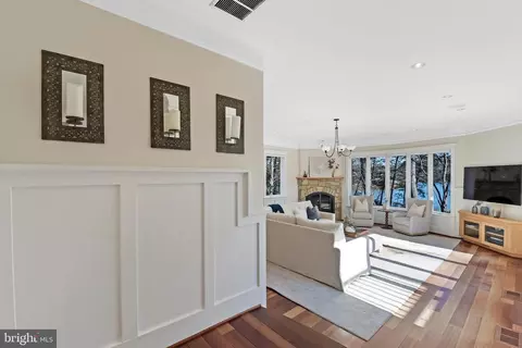 Entry Way - 48 Poplar Point Rd, Edgewater, MD 21037 photo 1 of 10