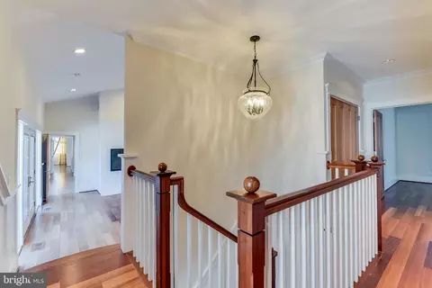 Entry Way - 48 Poplar Point Rd, Edgewater, MD 21037 photo 7 of 10