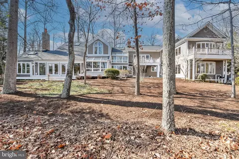 Exterior - 48 Poplar Point Rd, Edgewater, MD 21037 photo 2 of 8