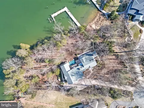 View/Area - 48 Poplar Point Rd, Edgewater, MD 21037 photo 3 of 3