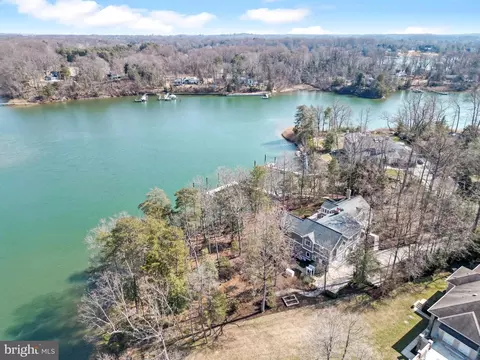 48 Poplar Point Rd, Edgewater, MD 21037