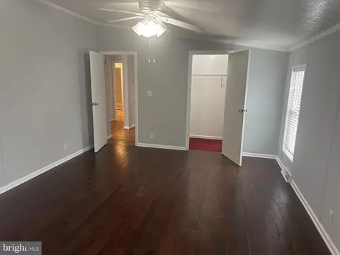 244 5th St, Lothian, MD 20711 photo 9