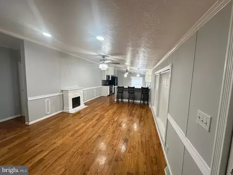 244 5th St, Lothian, MD 20711 photo 2
