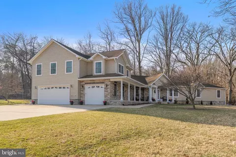 518 N Old Hammonds Ferry Rd, Linthicum Heights, MD 21090