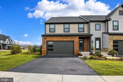 7600 Rossville Ln, Glen Burnie, MD 21060