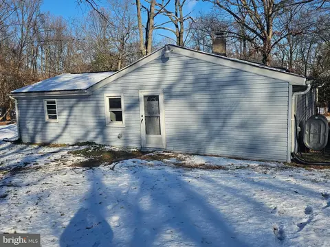 1915 Arundel Rd, Pasadena, MD 21122