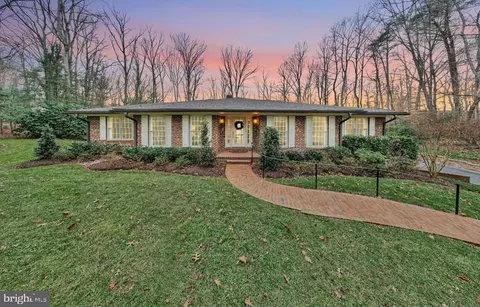 671 Discovery Ct, Davidsonville, MD 21035