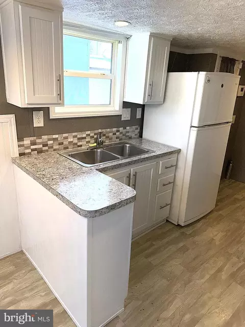 56 3rd St, Lothian, MD 20711 photo 5