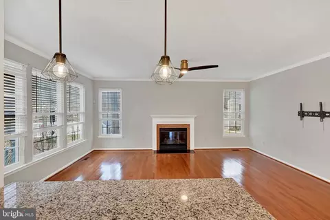 Living - 1590 Chapman Rd, Crofton, MD 21114 photo 2 of 5