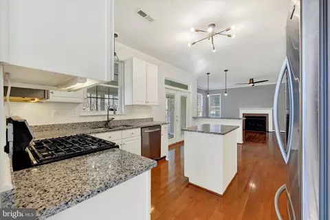 Kitchen - 1590 Chapman Rd, Crofton, MD 21114 photo 4 of 4