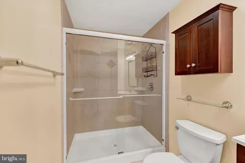 Bath - 1590 Chapman Rd, Crofton, MD 21114 photo 7 of 7