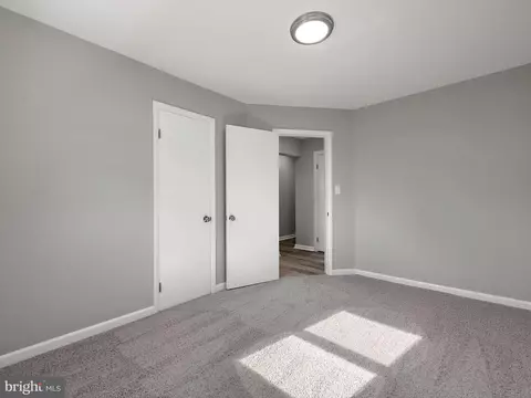 Bedroom - 325 Beach Ave, Pasadena, MD 21122 photo 7 of 7