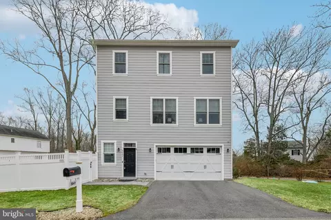 3641 Beach Drive Blvd, Edgewater, MD 21037