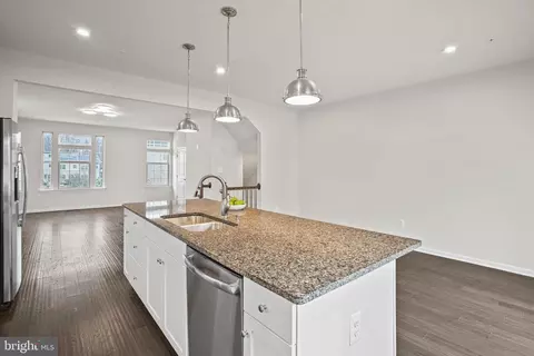 Kitchen - 2829 Fredericksburg Rd, Hanover, MD 21076 photo 3 of 4