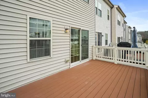 Exterior - 2829 Fredericksburg Rd, Hanover, MD 21076 photo 5 of 10